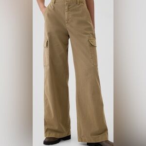 GAP Cargo Baggy Khakis